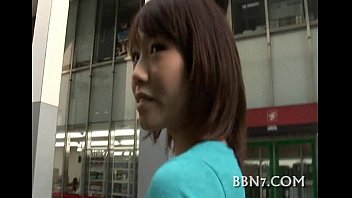おまんこのビラビラにピアスした自虐的な感じのメンヘラ風の美女のアナルを巨根で姦通するハメ撮りエロ動画！