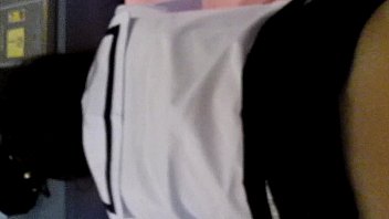 女子高生の肛門にデカマラ挿入するアナルセックス無修正！