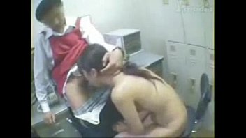 本物の万引きJK猥褻淫行無修正エロ動画！