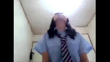 どう見ても本物素人高校生カップルっぽいハメ撮り個人撮影無修正エロ動画！