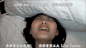 ナイスな巨乳でムチムチBODYの素人美女のおまんこにチンポ挿入しながらスマホで個人撮影してアへ顔を撮影した無修正動画！