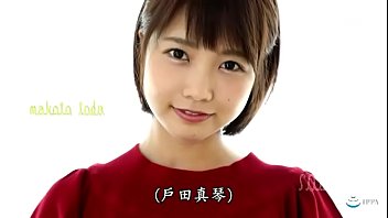 ショートカットのロリ系の激カワ美少女の剛毛おまんこに3Pで中出しする！