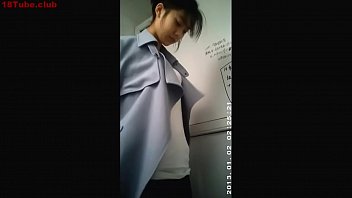 リアルすぎるトイレ盗撮の無修正！