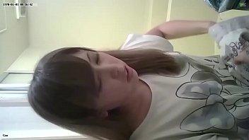 脱衣所にカメラを仕掛けて盗撮？した無修正www