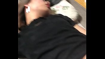 超高画質！パイパンおまんこの元カノに悪戯する無修正です